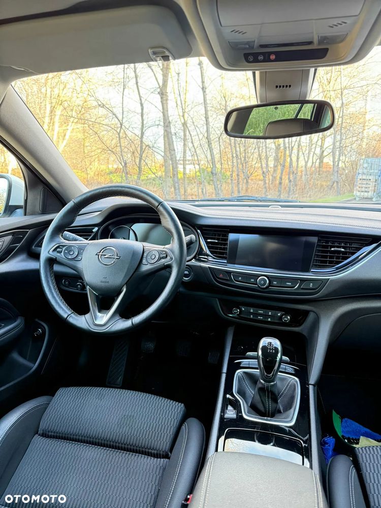 Opel Insignia 2.0 CDTI Cosmo S&S - 24