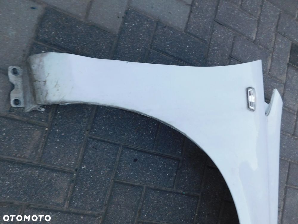 błotnik przód prawy OPEL CORSA D z474 - 4