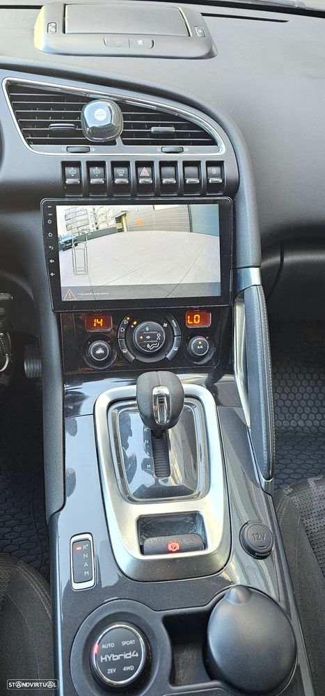 Peugeot 3008 2.0 HDi Hybrid4 - 12