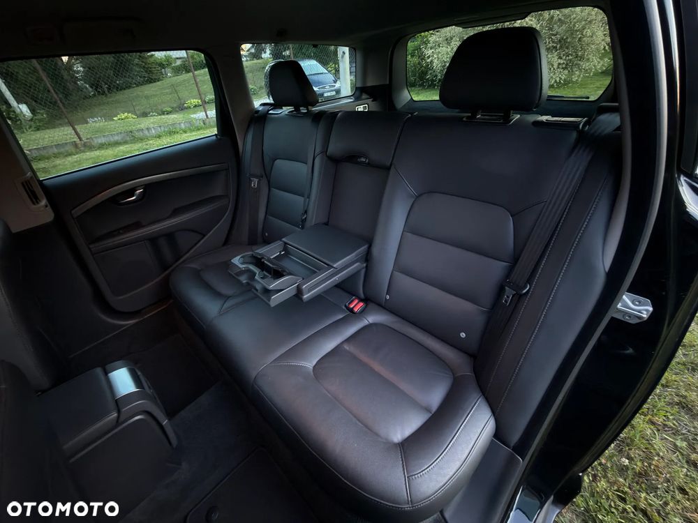 Volvo V70 D4 Geartronic Black Edition - 30