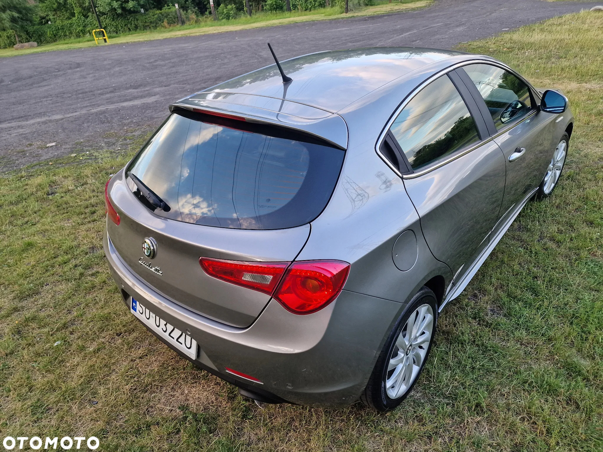 Alfa Romeo Giulietta 2.0 JTDM 16V Turismo - 16
