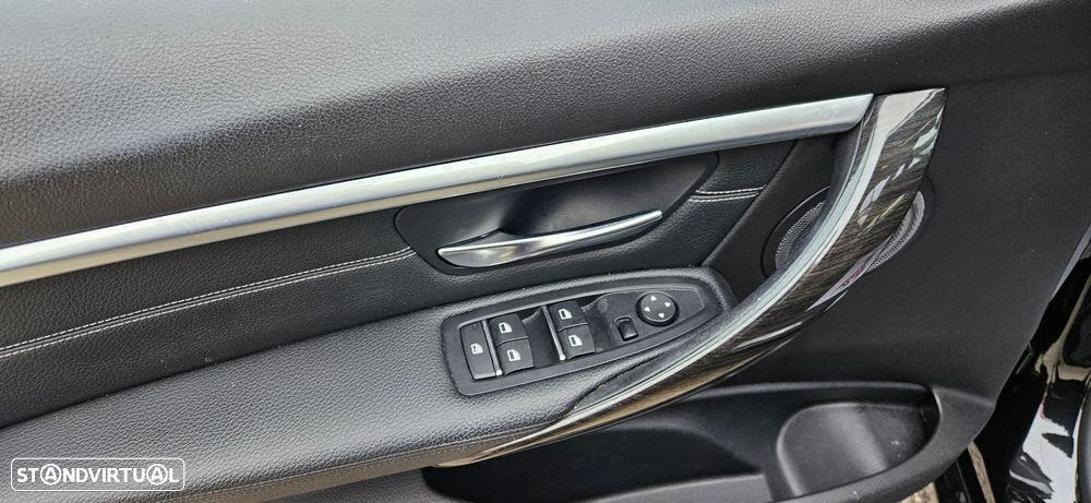 BMW 330 i Line Luxury Purity Auto - 20