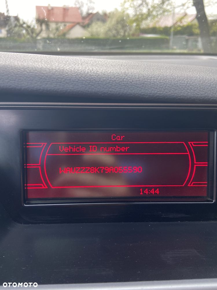 Audi A4 Limousine - 7