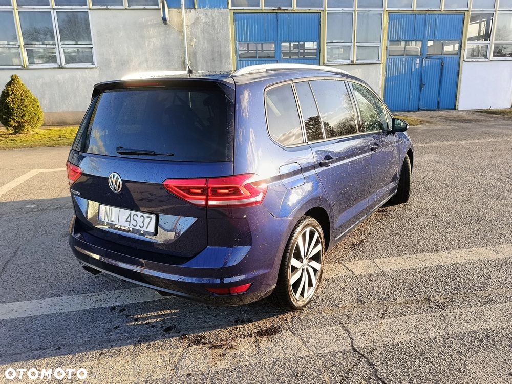 Volkswagen Touran 2.0 TDI SCR DSG Highline - 10