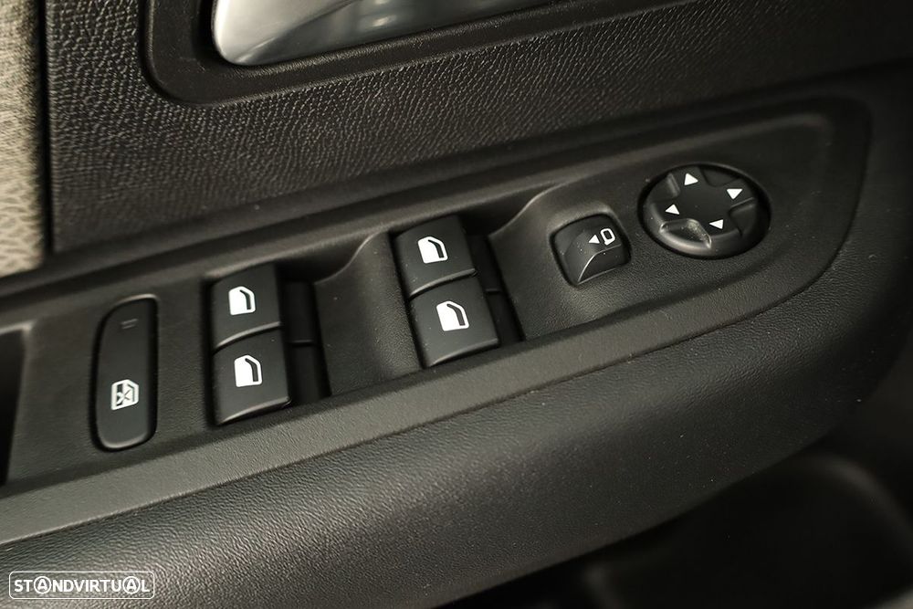 Citroën C4 1.2 PureTech Plus - 19