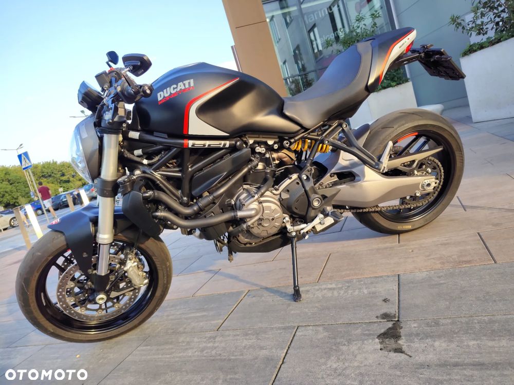Ducati Monster - 4