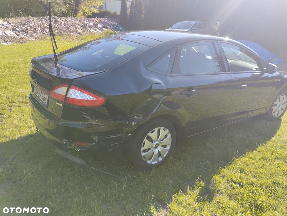 Ford Mondeo - 8