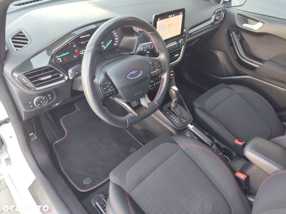 Ford Fiesta - 10