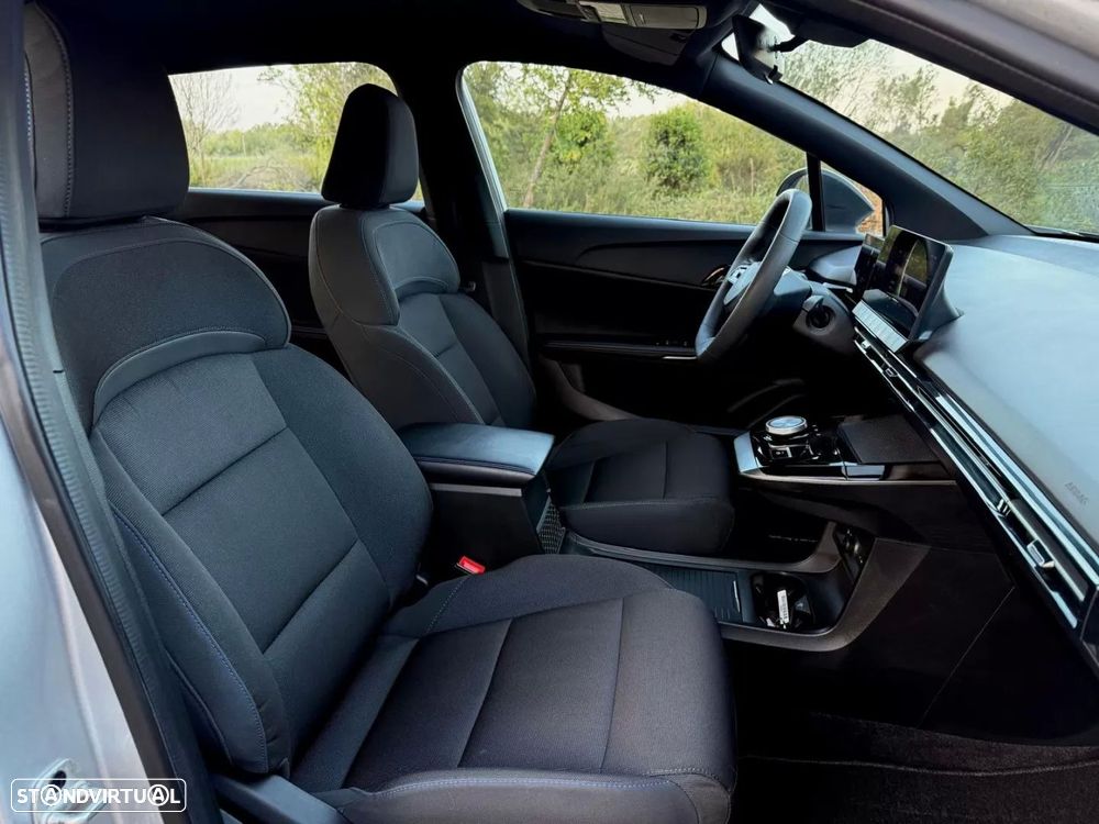 MG MG4 51 kWh Standard - 12