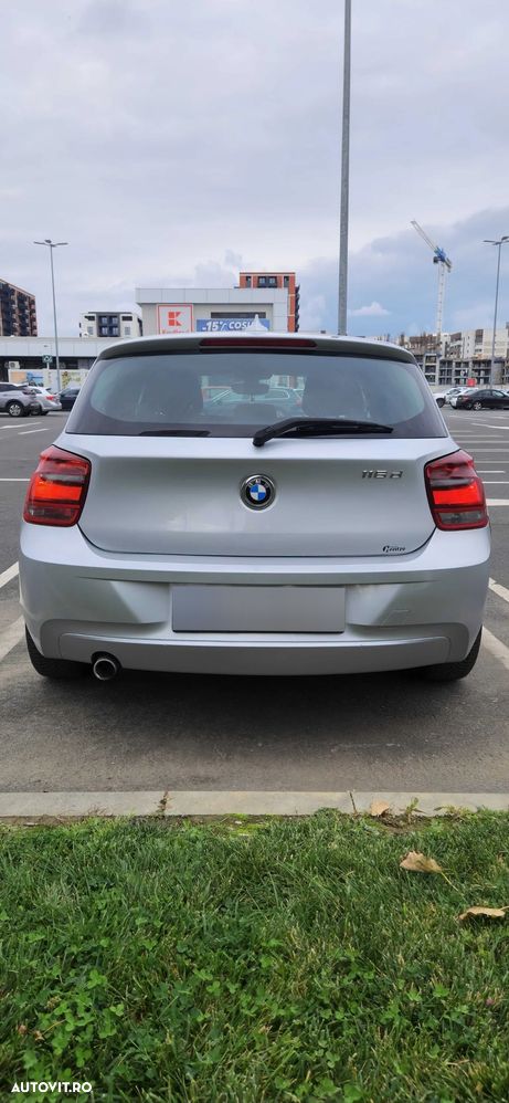 BMW Seria 1 116d - 4