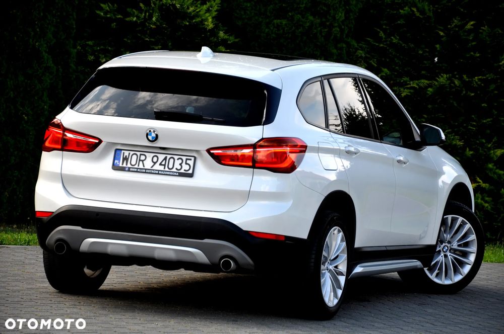 BMW X1 xDrive20d xLine - 15