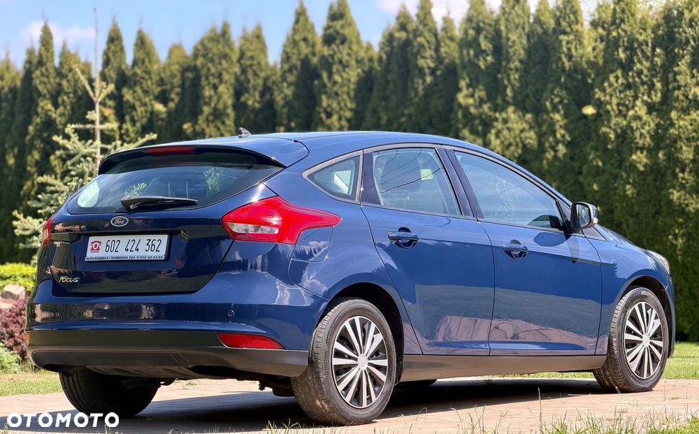 Ford Focus 1.6 Ambiente Start - 19