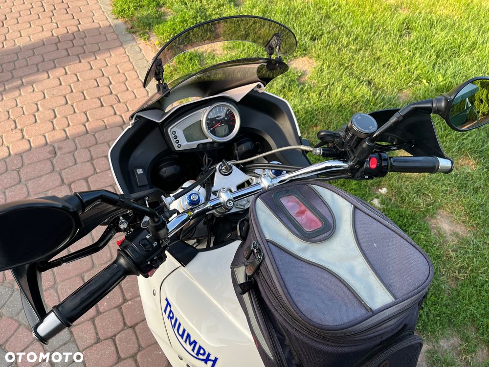 Triumph Tiger - 27