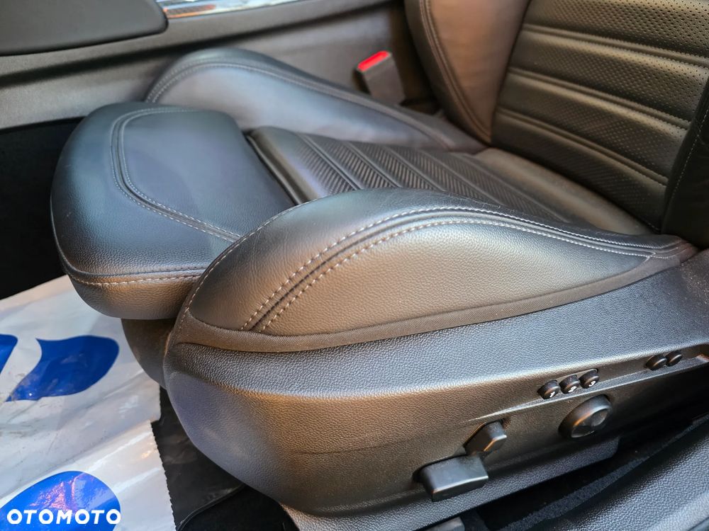 Alfa Romeo Giulia 2.0 Turbo 16V AT8-Q4 Estrema - 6