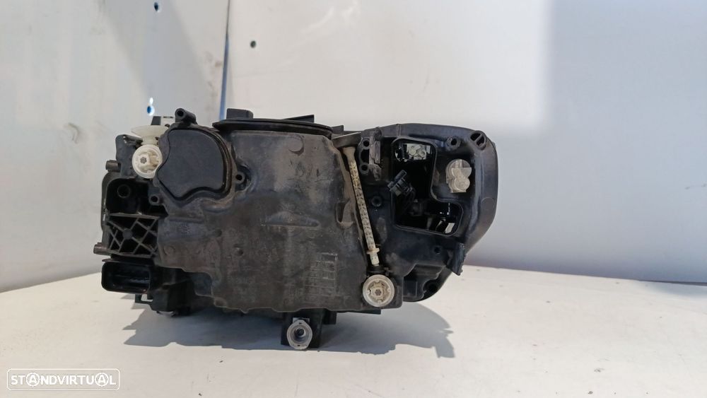 Farol Frente Direito / Otica Direita Bmw 3 (F30, F80)  7419634 - 7