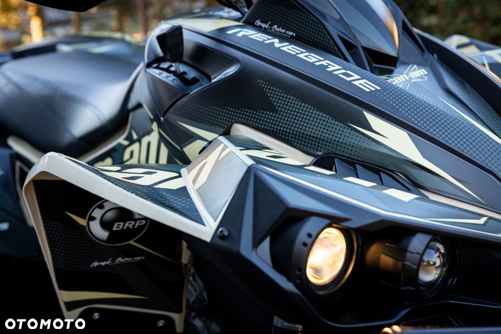 Can-Am Renegade - 10