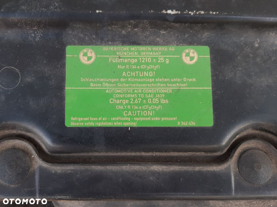 PAS PRZEDNI WZMOCNIENIE WENTYLATOR  BMW E39 BENZYNA 2.2 2.5 3.0 3.5 - 5