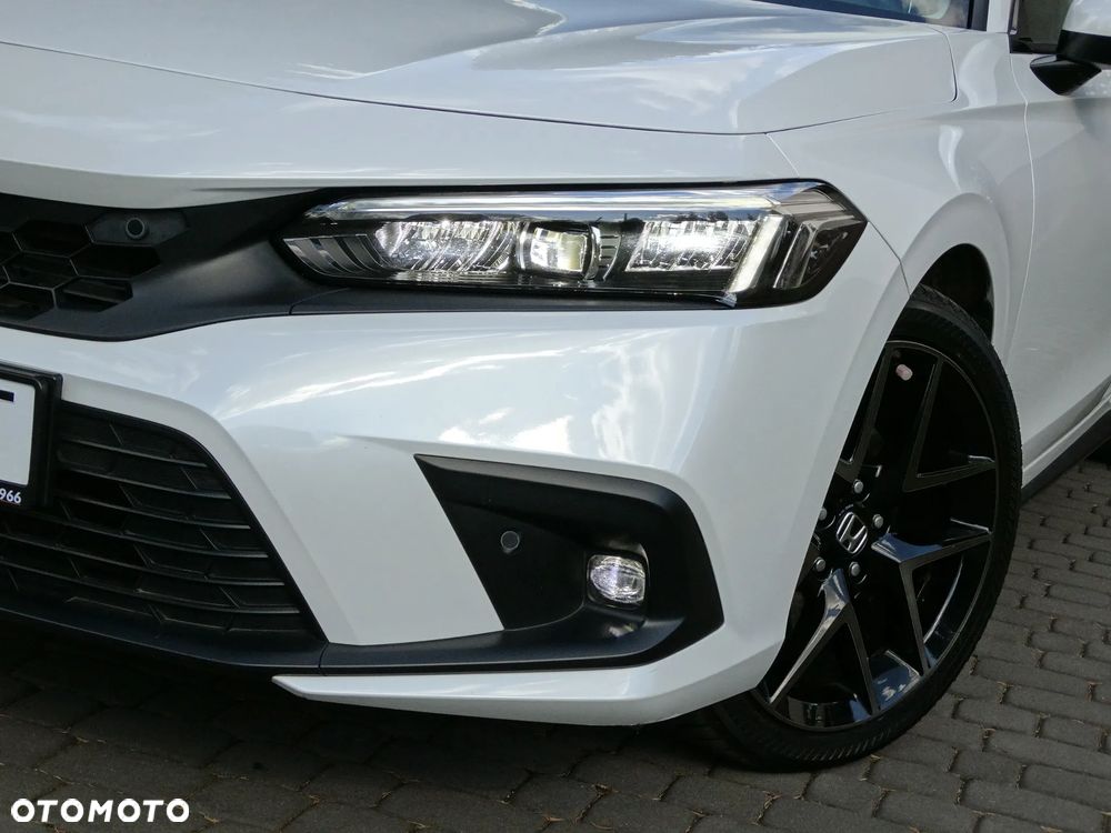 Honda Civic 2.0 i-MMD Advance BSI CVT - 24