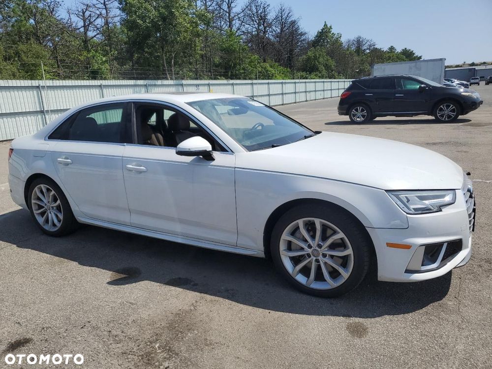 Audi A4 Limousine - 3