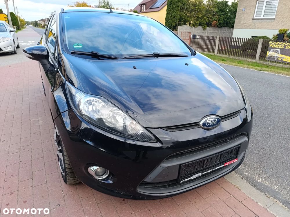 Ford Fiesta - 23