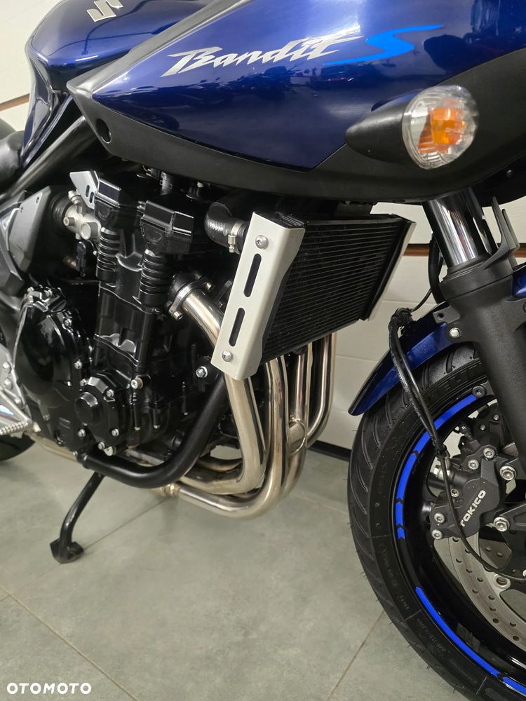 Suzuki Bandit - 5