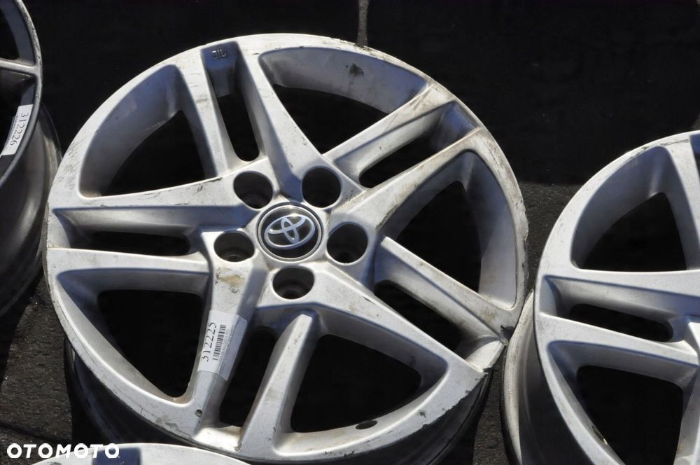 TOYOTA 4X FELGI ALUMINIOWE 17 5X114,3 6,5J ET45 - 5