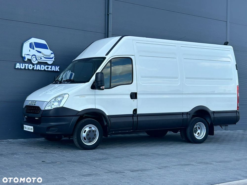 Iveco Daily 50C15 35C15 3.0 HPI L3H2 Średniak **KLIMA**Hak 3,5t.**NA BLIŹNIAKACH**Sprowadzony**2013R**