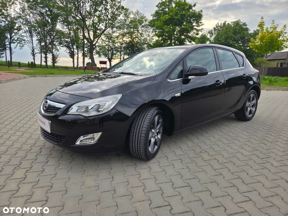 Opel Astra 1.7 CDTI DPF Active - 10