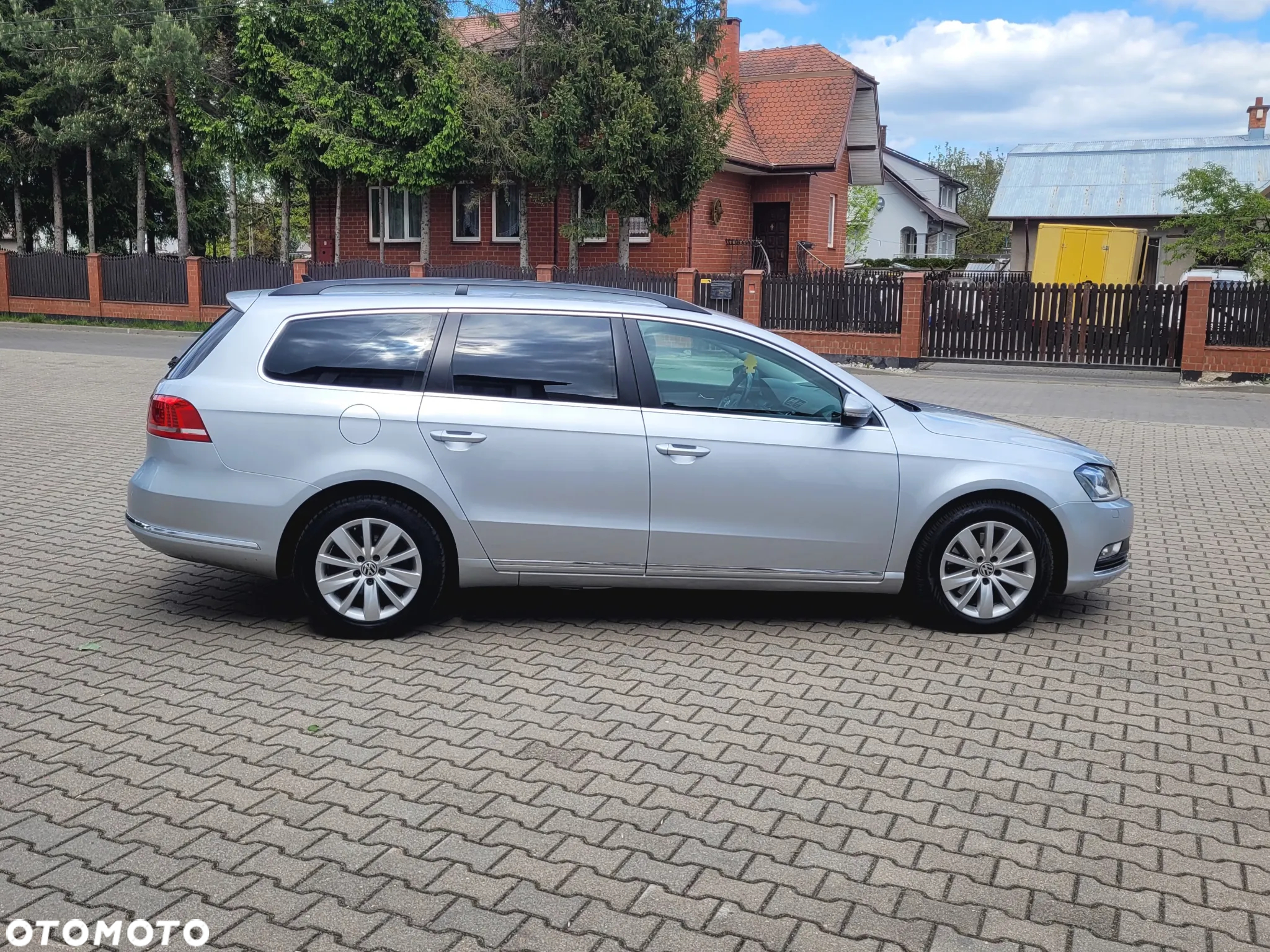 Volkswagen Passat 2.0 TDI Comfortline DSG - 17