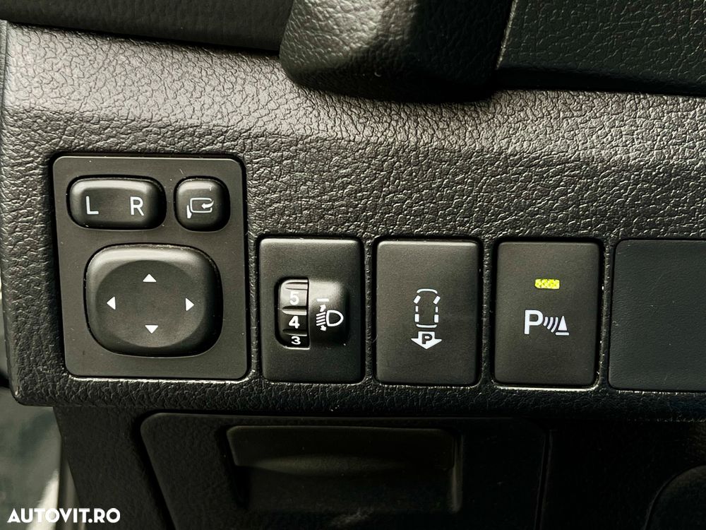 Toyota Auris - 22