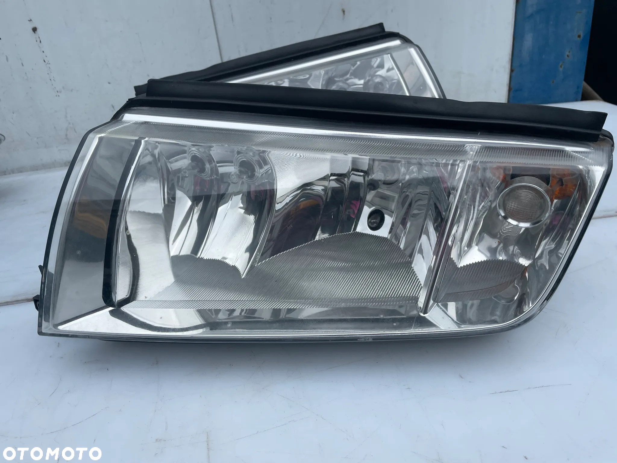LAMPY LAMPA LEWY PRAWY PRZÓD SKODA FABIA I - 2