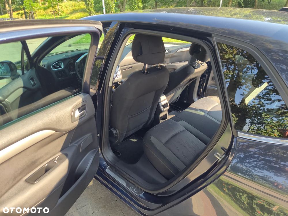 Citroën C4 1.6 HDi Attraction - 11