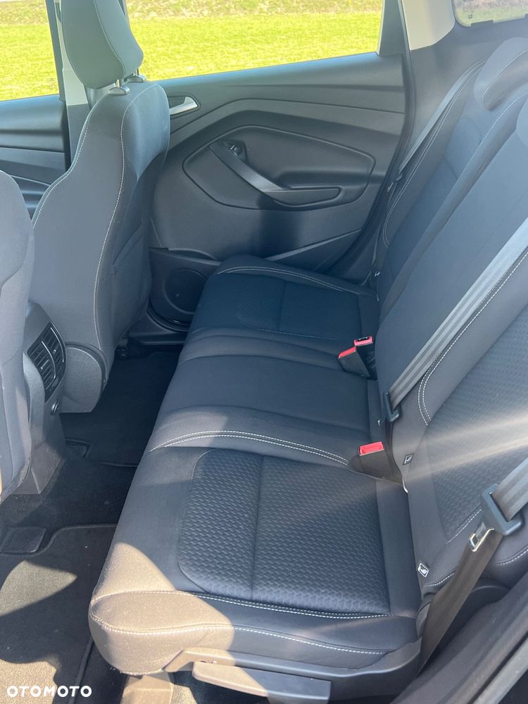 Ford Kuga 1.5 EcoBoost FWD Titanium ASS MMT6 - 4