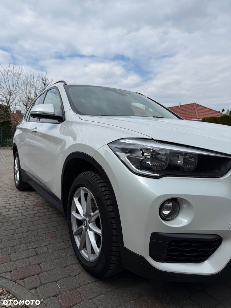BMW X1 sDrive18d - 13