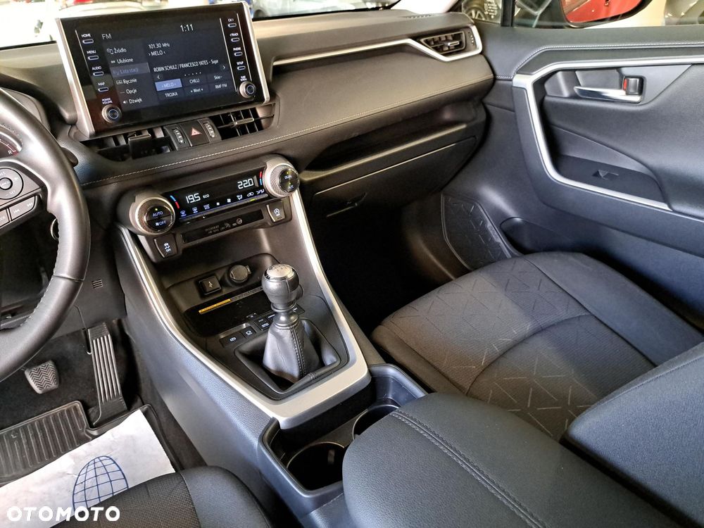 Toyota RAV4 2.0 Comfort 4x4 - 25