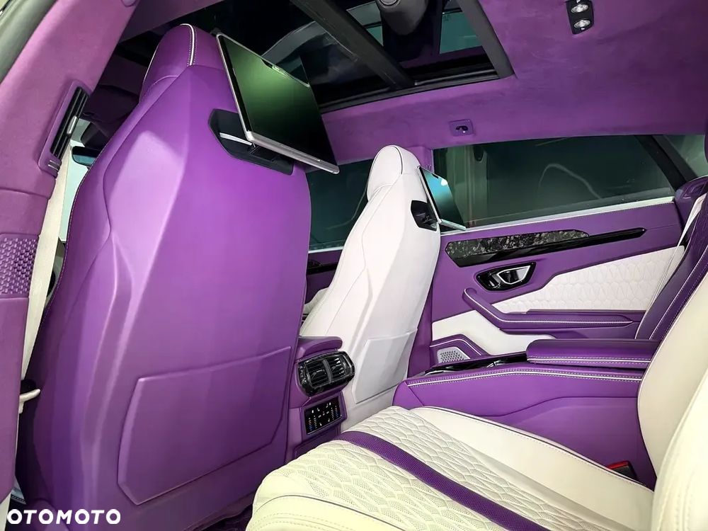 Lamborghini Urus - 16