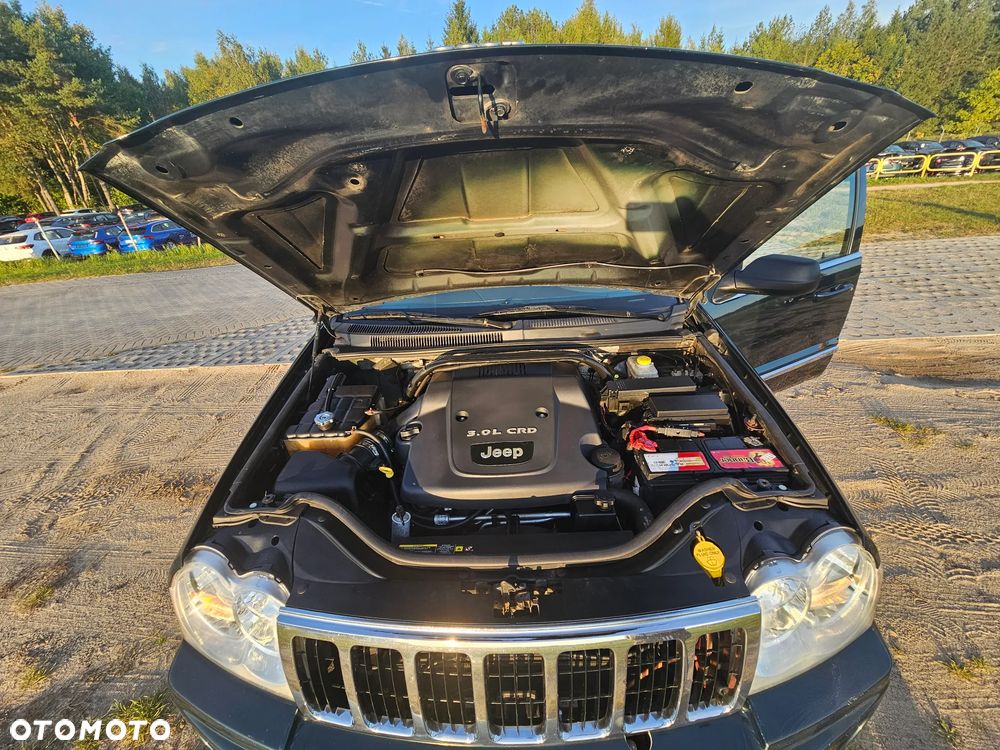 Jeep Grand Cherokee - 9