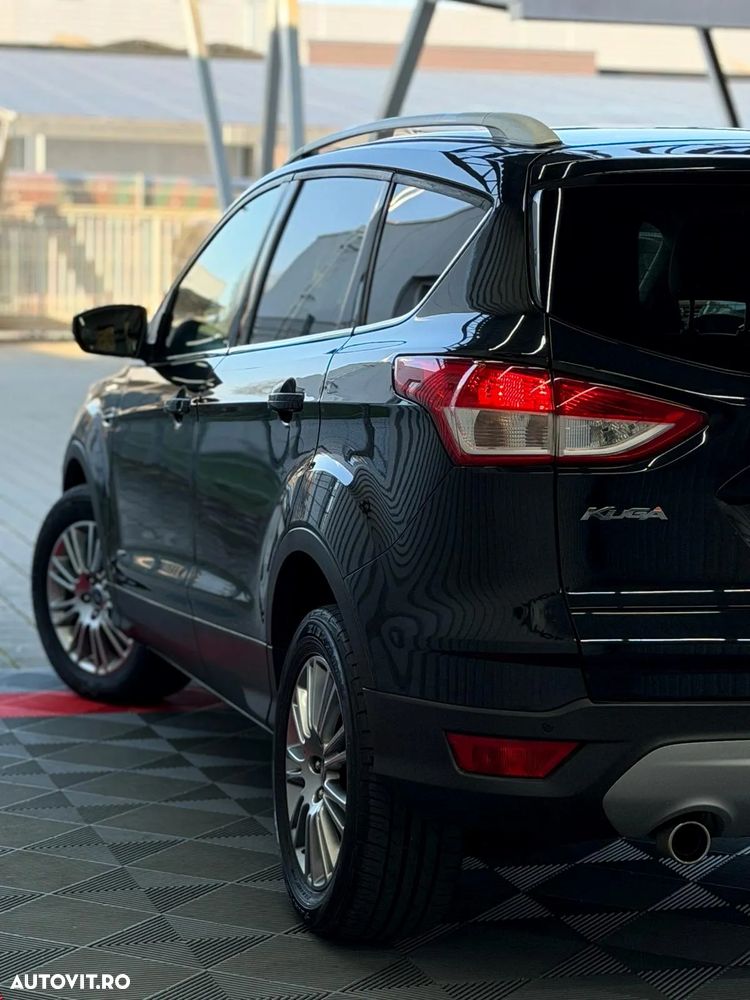 Ford Kuga 2.0 TDCi 4x4 Titanium - 12