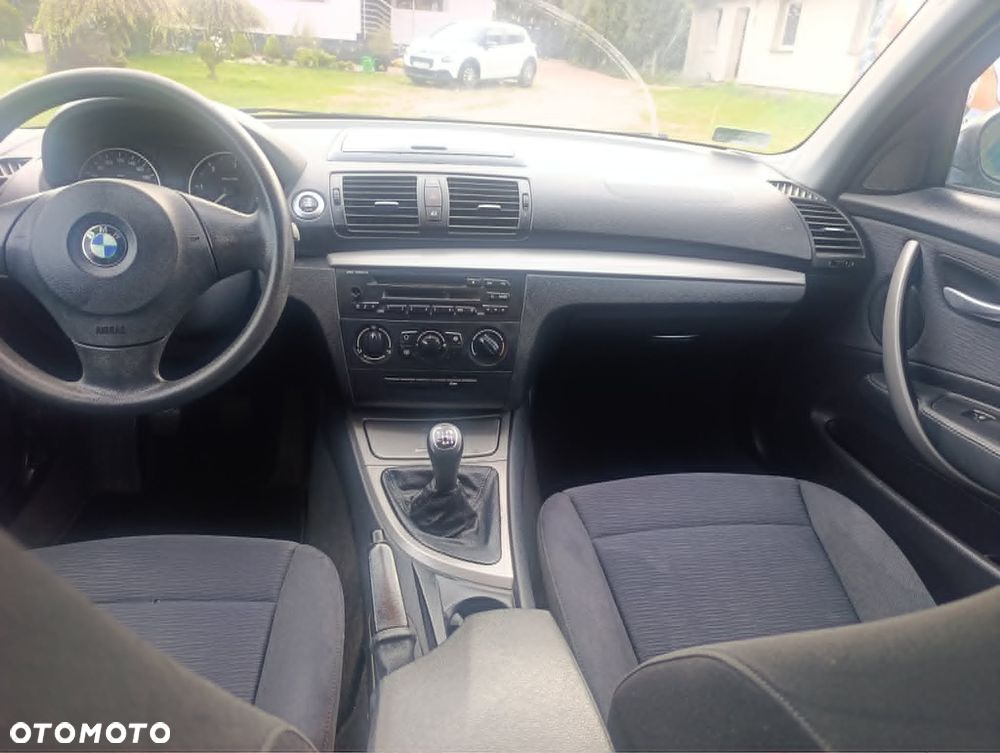 BMW Seria 1 118d DPF - 5