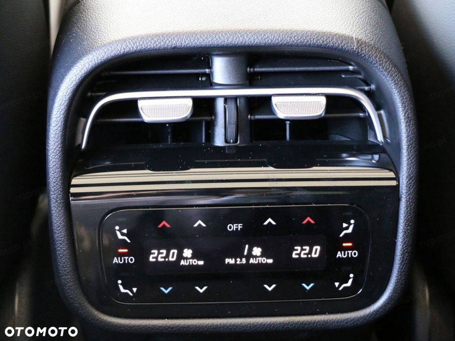 Mercedes-Benz Klasa E - 16