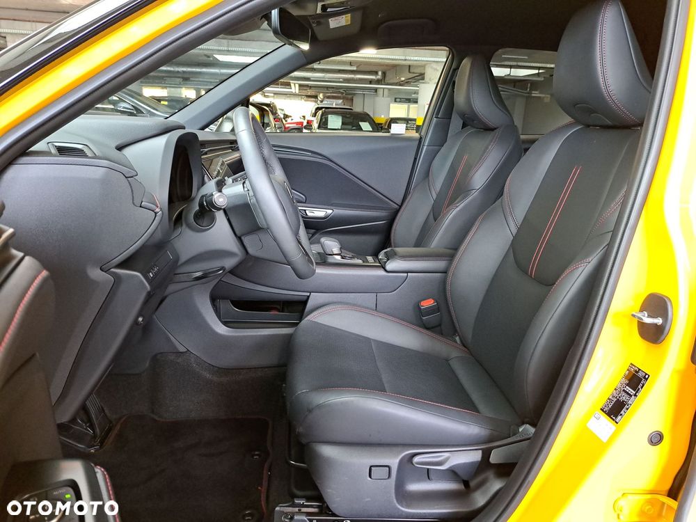 Lexus LBX 1.5 Hybrid Emotion - 12