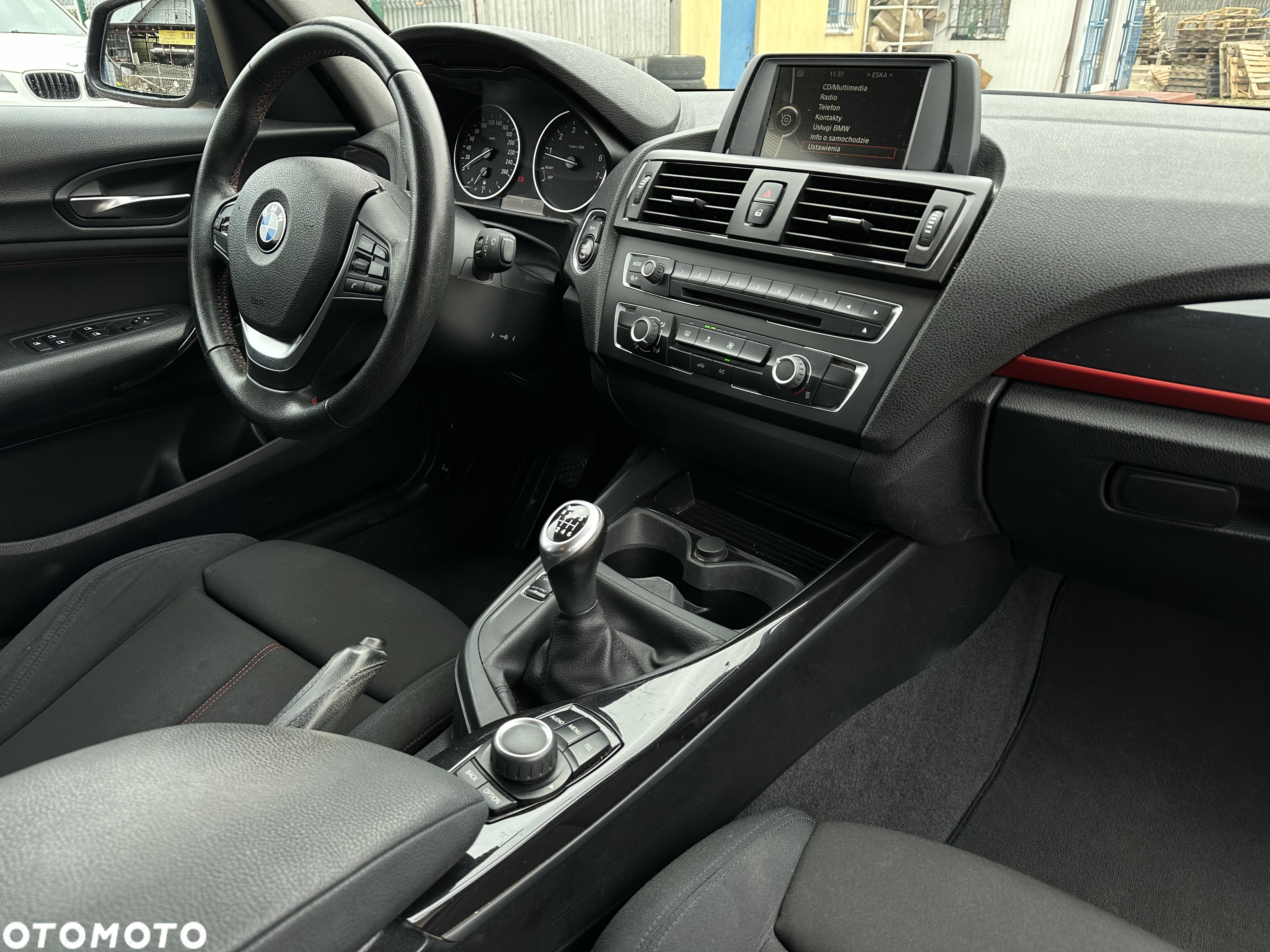 BMW Seria 1 116i - 16