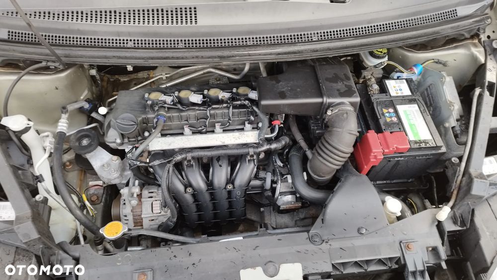 Mitsubishi Colt - 24