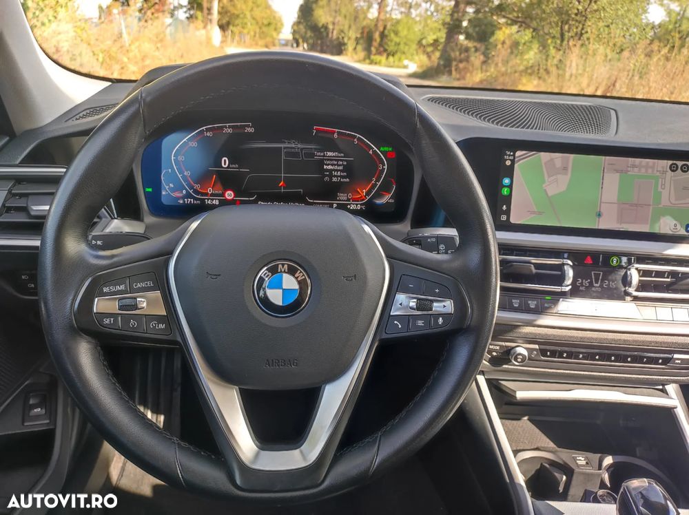 BMW Seria 3 320i Touring Aut. - 11