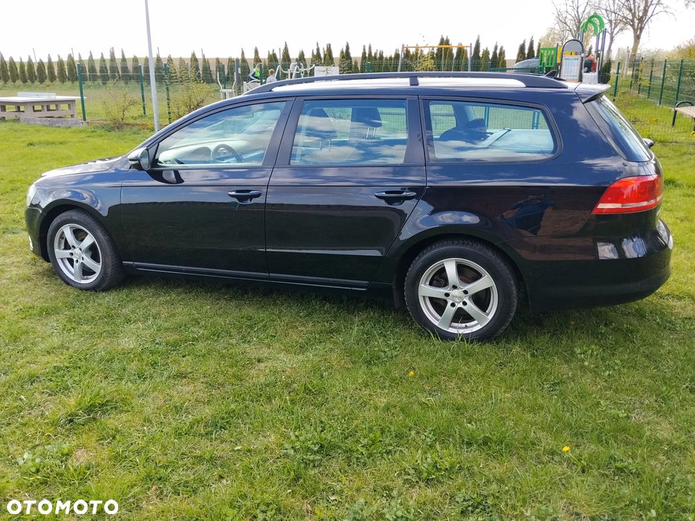 Volkswagen Passat 1.6 TDI Trendline - 8