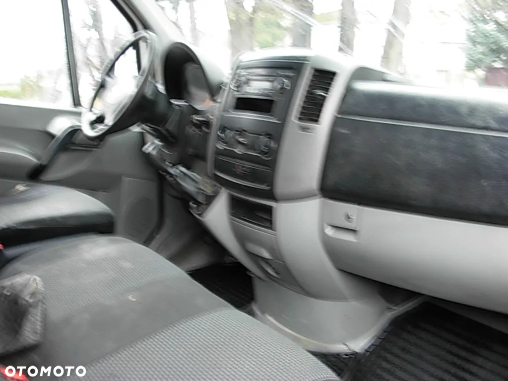 Mercedes-Benz SPRINTER - 12