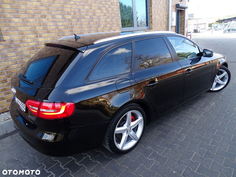 Audi A4 Avant 2.0 TDI S tronic quattro - 11