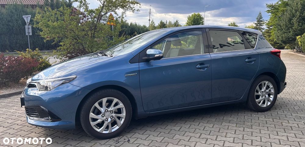 Toyota Auris - 12