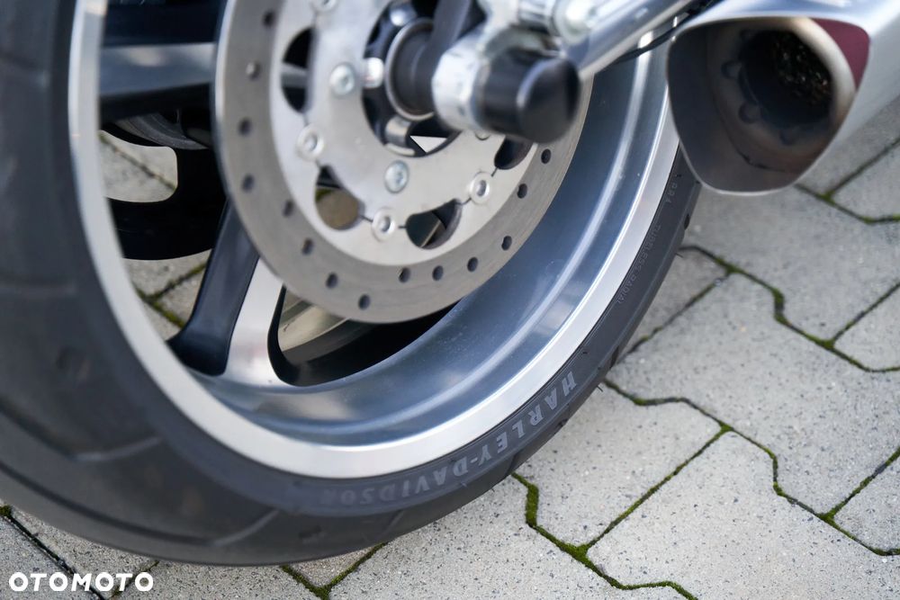 Harley-Davidson V-Rod Muscle - 23