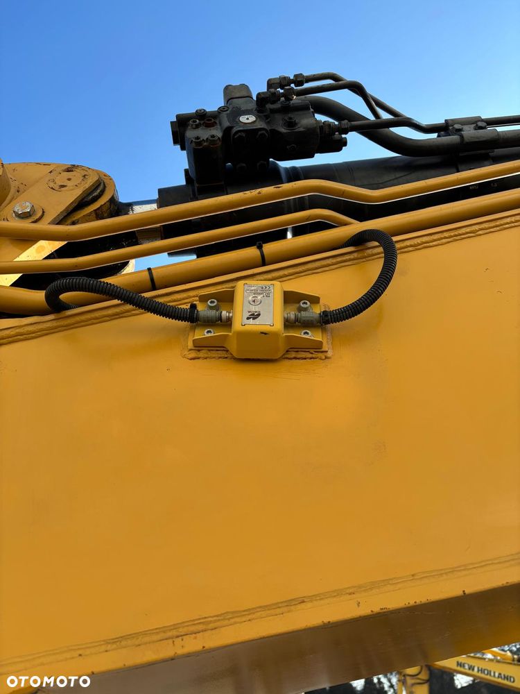 Caterpillar 324E LN - 12